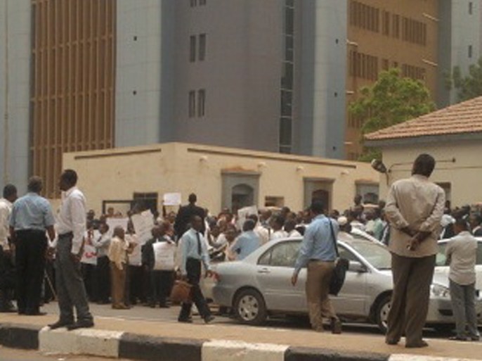 جانب من وقفة المحامين السودانيين