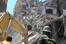 ارتفاع عدد ضحايا عقارات الإسكندرية إلي 14 قتيلا و9 مصابين