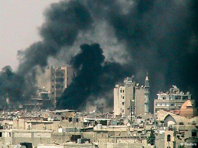 ‪‬ المعارك العنيفة التي تشهدها مدينة حمص، أدت إلى موجة نزوح جديدة(دويتشه فيلله)