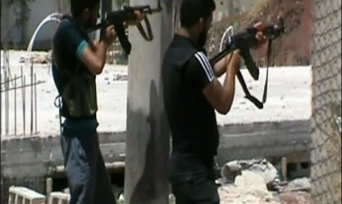 احتدام القتال بين الجيشين النظامي والحر بأحياء دمشق
