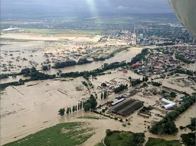 epa03299030 A general view of the flooding in the Krimsk, Krasnodar region, Russia, 07 July 2012. Media reports on 07 July 2012 state that at least 66 people were reported dead after flash floods hit the southern Russian, Krasnodar region with the death toll still rising. EPA/YURI CHERNISHOV BEST QUALITY AVAIALABLE