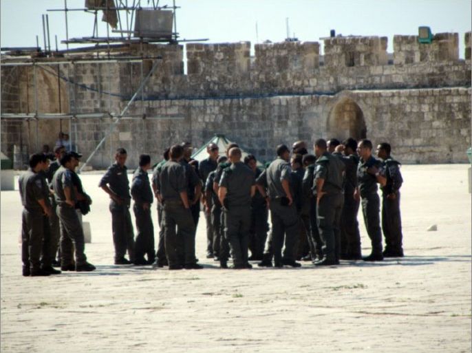 جنود الاحتلال في باحات المسجد الأقصى