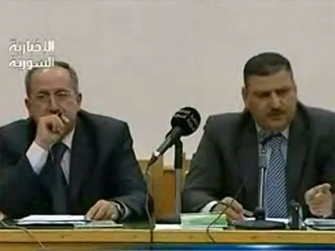 انشقاق رئيس الوزارء السوري عن النظام
