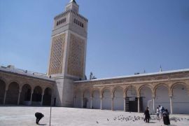 الانفلات داخل المساجد يشمل جامع الزيتونة