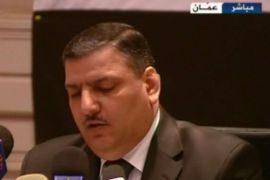 مؤتمر صحفي لرئيس الوزراء السوري المنشق رياض حجاب