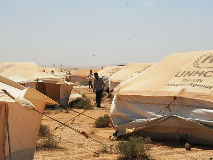 ‪مخيم الزعتري بالأردن يضم نحو 25 ألف لاجئ في ظروف قاسية‬ (الجزيرة نت)