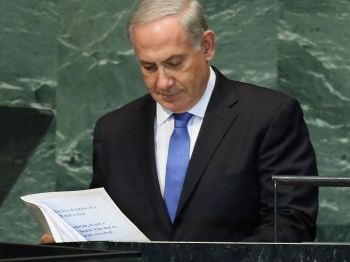 New York, New York, UNITED STATES : NEW YORK, NY - SEPTEMBER 27: Benjamin Netanyahu, Prime Minister of Israel, prepares to address the United Nations General Assembly with part of his speech text visible on September 27, 2012 in New York City. The 67th annual event gathers more than 100 heads of state and government for high level meetings on nuclear safety, regional conflicts, health and nutrition and environment issues. Mario Tama/Getty Images/AFP== FOR NEWSPAPERS, INTERNET, TELCOS & TELEVISION USE ONLY ==