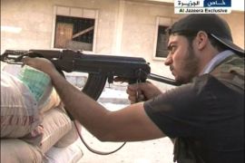 تواصل الاشتباكات بين الجيش السوري الحر والنظامي
