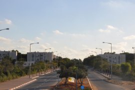 النواة الأولى لمستوطنة حريش والتي أقيمت بداية لجنود الاحتياط بالجيش الإسرائيلي