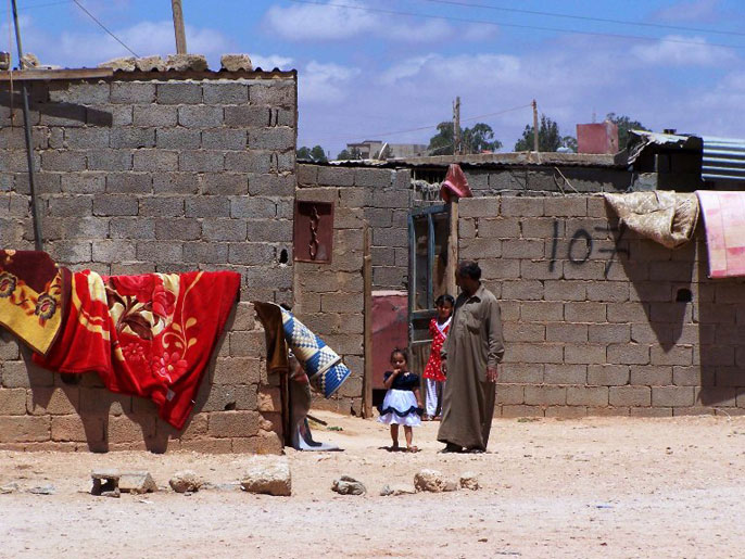 صورة أرشيفية لحي الأكراد الفقير في ضواحي بنغازي (الجزيرة نت)