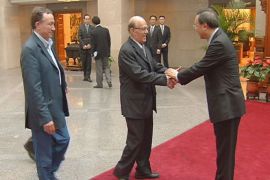 وزير الخارجية الصيني يستقبل وفد هيئة التنسيق الجزيرة نت