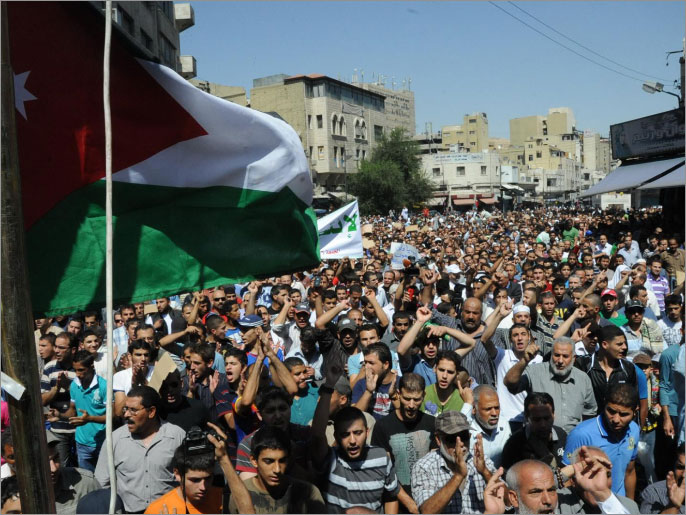 من مسيرة سابقة للإخوان وسط العاصمة الأردنية عمان (الجزيرة نت-أرشيف)