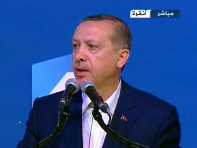 رجب طيب أردوغان يتحدث في الجلسة الافتتاحية للمؤتمر الرابع لحزبه