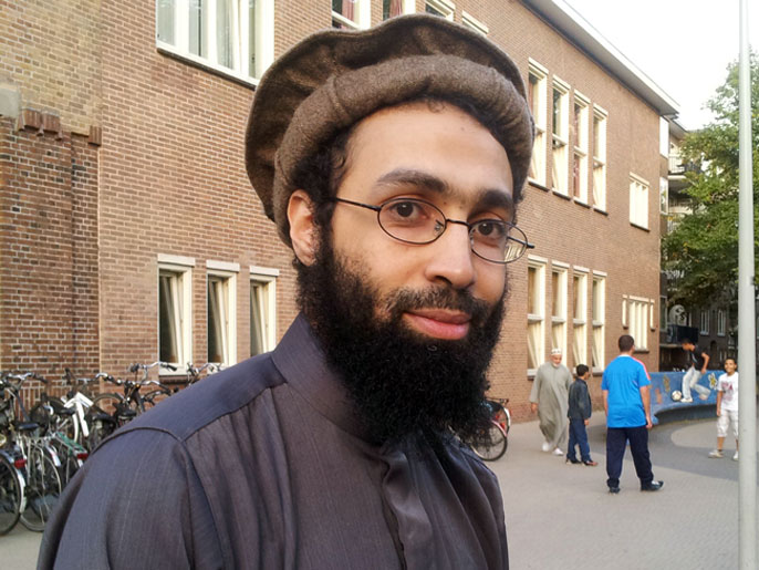 أبو عتيق القيادي في مجموعات الشريعة في بلجيكا 