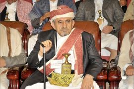 الشيخ صادق الأحمر زعيم قبيلة حاشد أقوى القبائل اليمنية