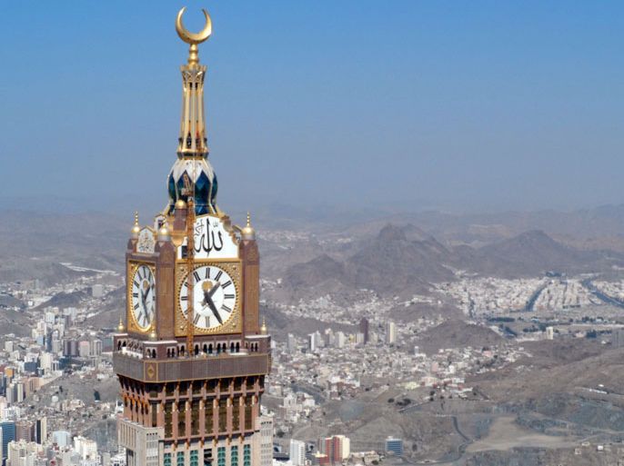 برج الساعة الذي يتوسط مكة