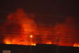 حريق هائل بمجمع اليرموك للصناعات الحربية بالخرطوم