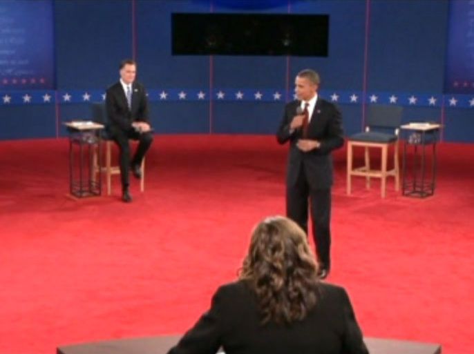 أوباما يتقدم على رومني في المناظرة الثانية