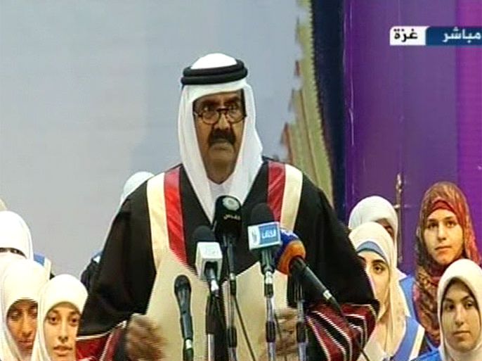 أمير دولة قطر الشيخ حمد بن خليفة آل ثاني يلقي كلمة أمام الشعب الفلسطيني من داخل الجامعة الإسلامية في غزة