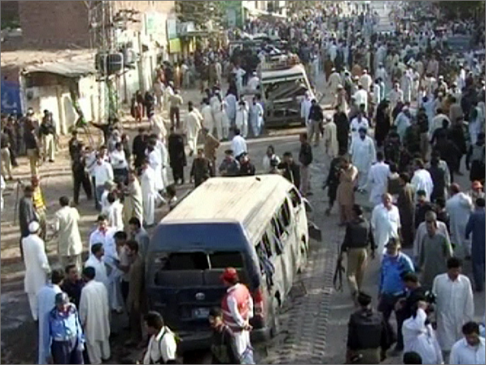 ‪انفجار في حافلة يوقع قتلى وجرحى في باكستان‬ (الجزيرة-أرشيف)