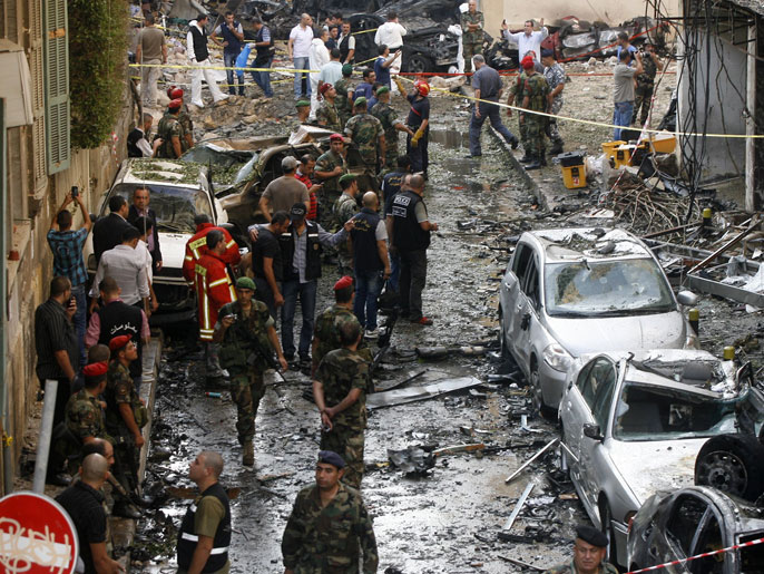 التفجير أحدث صدمة في البلاد وتسبب بانقسام سياسي بين الفرقاء اللبنانيين (الفرنسية)