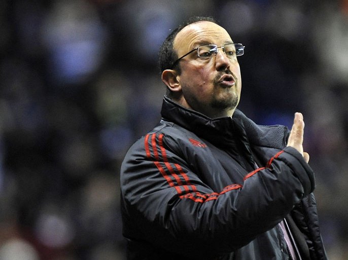 FILES) In file picture taken on January 2, 2010 then Liverpool's Spanish manager Rafael Benitez gestures during the FA Cup third round football match between Reading and Liverpool at The Madejski Stadium, Reading. Chelsea announced on November 21, 2012 that Rafael Benitez had been appointed their interim first team-manager until the end of the season after the European champions sacked Roberto di Matteo. AFP PHOTO/ADRIAN DENNIS