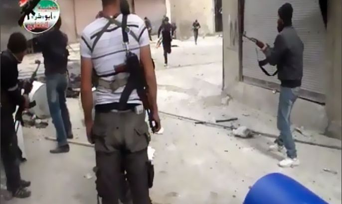 استمرار الاشتباكات بين الجيش السوري الحر وقوات النظام