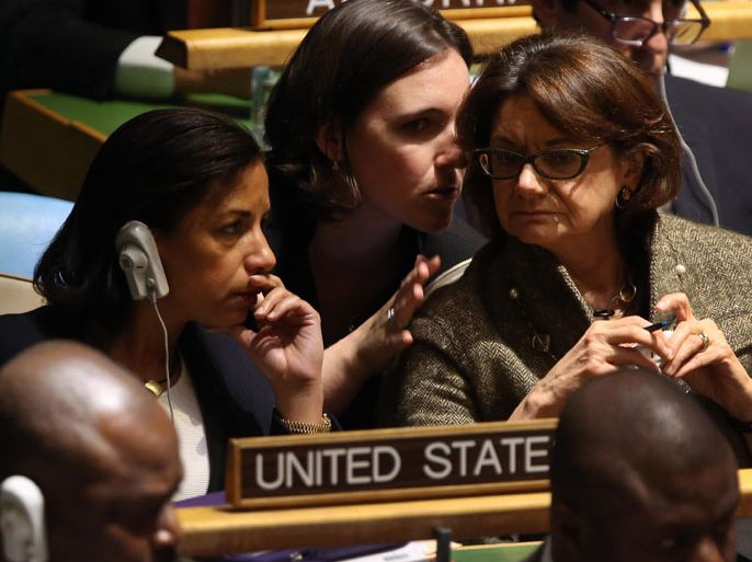 New York, New York, UNITED STATES : NEW YORK, NY - NOVEMBER 29: Susan Rice (L), the American ambassador to the United Nations, sits with members of the U.S. delegation ahead of a vote at the UN General Assembly on Palestinian "non-member status" on November 29, 2012 in New York City. The General Assembly was set to approve the implicit recognition of Palestinian statehood despite opposition from the United States, Israel and a handful of other members. John Moore/Getty Images/AFP== FOR NEWSPAPERS, INTERNET, TELCOS & TELEVISION USE ONLY ==