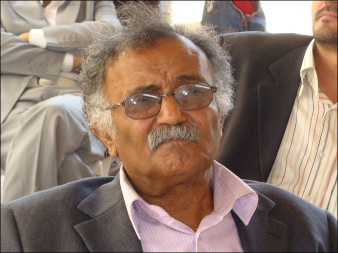 ‪عبد الباري طاهر: شباب الثورة الذين أحدثوا التغيير همشوا‬ (الجزيرة)