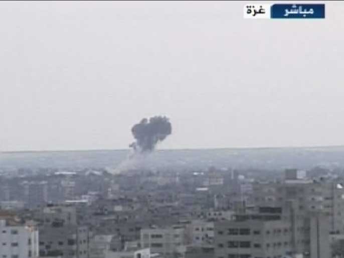 لأول مرة منذ وقف إطلاق النار.. الجيش الإسرائيلي يشن هجمات جوية على غزة