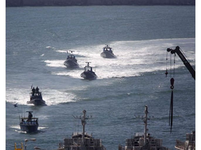reuters\ israeli naval vessels approach the port of ashdod may 31, 2010. israeli marines stormed a turkish aid ship bound for gaza on monday and 10 pro-palestinian activists were killed, (رويترز)