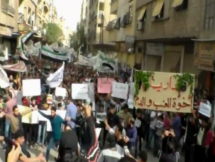 ‪المظاهرات عمت أرجاء سوريا بشعار 