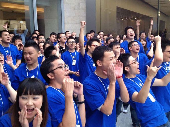 أبل تبيع مليوني هاتف آيفون 5 في الصين خلال ثلاثة أيام --- mashable