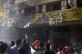 مقر ات الحرية والعدالة تعرضت لعمليات اقتحام من قبل مناوئين للرئيس مرسي
