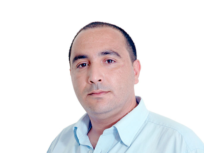 ‪سمير قسيمي: مدارس النقد المشرقية غير قادرة على استيعاب التجربة السردية المغاربية‬ (الجزيرة)