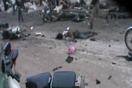 عشرات القتلى والجرحى في قصف جوي على مخبز في مدينة حلفايا بريف حماة