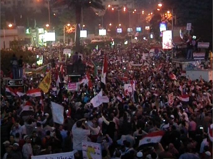 تظاهرة لمؤيدو الرئيس مرسي أمام جامعة القاهرة