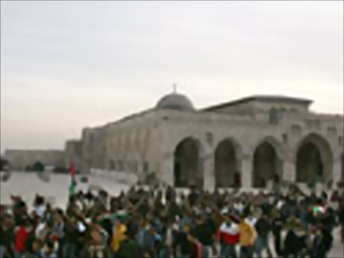 المسجد الأقصى شهد زيارات عدة لمسؤولين أردنيين بالإضافة لمفتي مصر علي جمعة (الفرنسية-أرشيف)