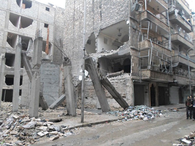 ‪الدمار يخيم على مدينة حلب‬ (الجزيرة)