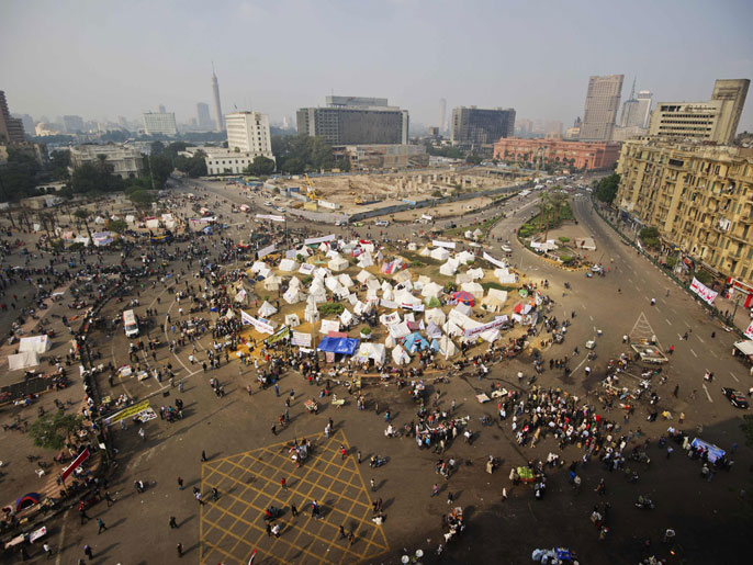‪ميدان التحرير شهد اعتصاما لمعترضين على الإعلان الدستوري ومسودة الدستور‬ (الفرنسية)