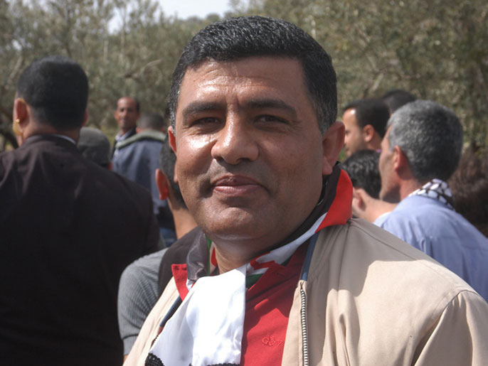غسان دغلس: جيش الاحتلال وحكومة اليمين توفر الحماية للمستوطنين (الجزيرة)
