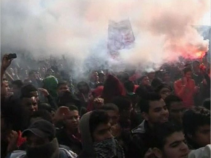 30 قتيلا في اشتباكات ببورسعيد عقب أحكام بالإعدام
