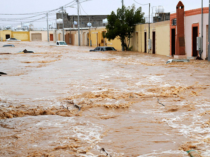 منسوب الأمطار التي هطلت في تبوك بلغ 37 ملم (رويترز)