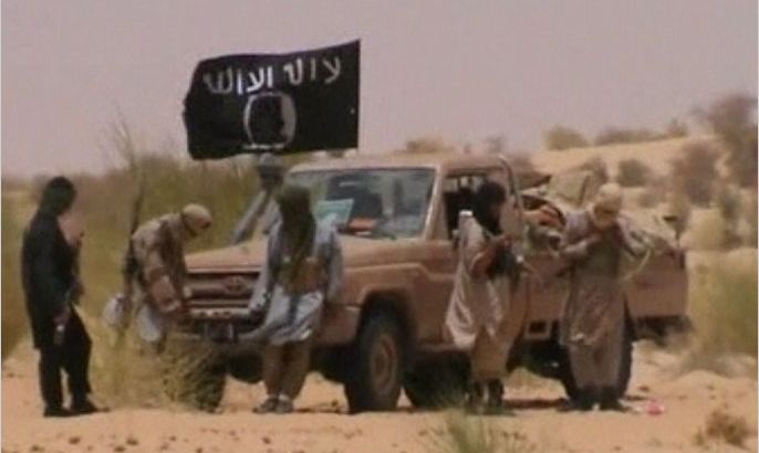 فرنسا تواصل قصفها مواقع الجماعات الإسلامية بمالي