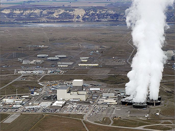 (FILES): This March 21, 2011 file photo shows an aerial view of the Columbia Generating Station, a nuclear power plant inside the Hanford nuclear site beside the Columbia River in Hanford, Washington state. At least six underground tanks containing nuclear waste in the northwestern US state of Washington are leaking, but there is no imminent threat to public health, a spokeswoman said February 22, 2013. The US Energy Department told the state last week that one tank was leaking at the Hanford nuclear site, but Energy Secretary Steven Chu informed its governor Jay Inslee on February 22 that more leaks had been discovered.