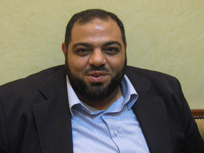 عمر عبد الفتاح: أمام الحكومة العديد من الخطوات للاستفادة من المصريين بالخارج (الجزيرة نت)
