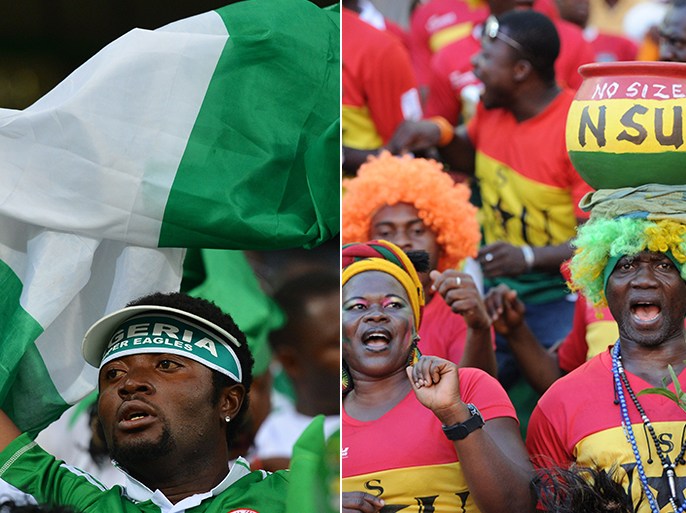 من اليمين جماهير غانا و مشجع نيجيري