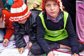 الرسم وسيلة أطفال سوريا للهروب من الحرب - http://www.dw.de/الرسم-وسيلة-أطفال-سوريا-للهروب-من-الحرب/a-16561699