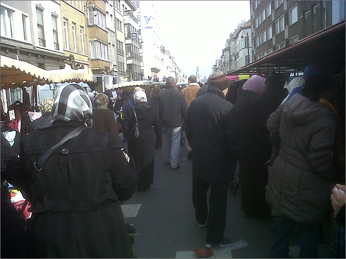 تقرير أوروبي: 600 ألف مسلم يعانون من التمييز في بلجيكا (الجزيرة نت)