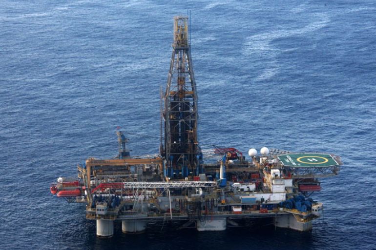 epa03010734 An aerial view from a helicopter of the Homer Ferrington rig operated by Noble Energy in the east Mediterranean, drilling in an offshore block on concession from the Cypriot government, 21 November 2011. Houston-based Noble started drilling for gas off Cyprus in September, in the island's first attempt to tap speculated offshore hydrocarbons deposits. Cypriot President Demetris Christofias visited the rig, which started drilling for gas on 21 November. EPA/STR